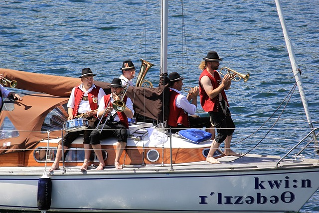 另一位备受 另一位备受